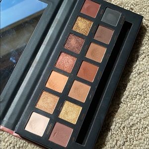 W7 Romanced Palette (ABH DUPE)